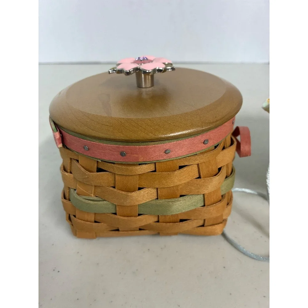 Longaberger Small Round Woven Basket Wood‎ Lid Pink Enamel Flower Knob & Liner